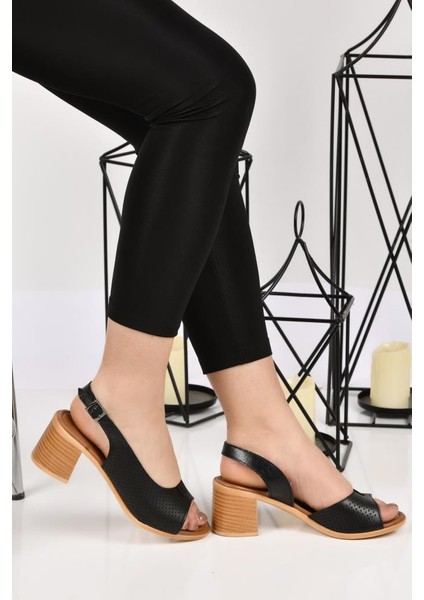 02189 5 cm Topuklu Kadın Deri Sandalet Ayakkabı
