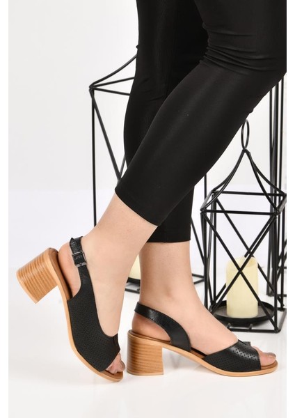 02189 5 cm Topuklu Kadın Deri Sandalet Ayakkabı fiyatları