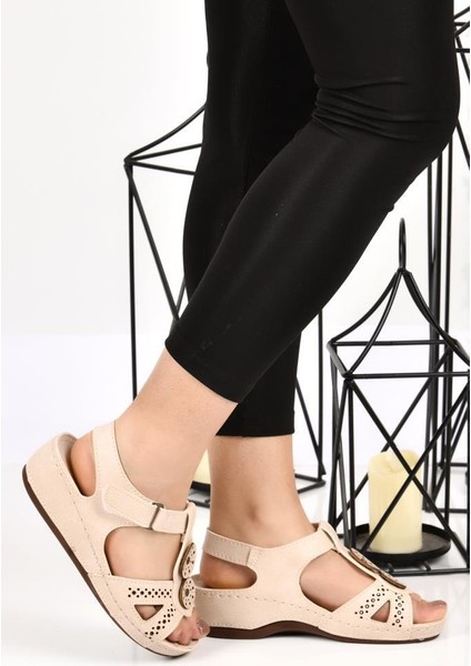 09-268 Kadın Günlük Sandalet fiyatları