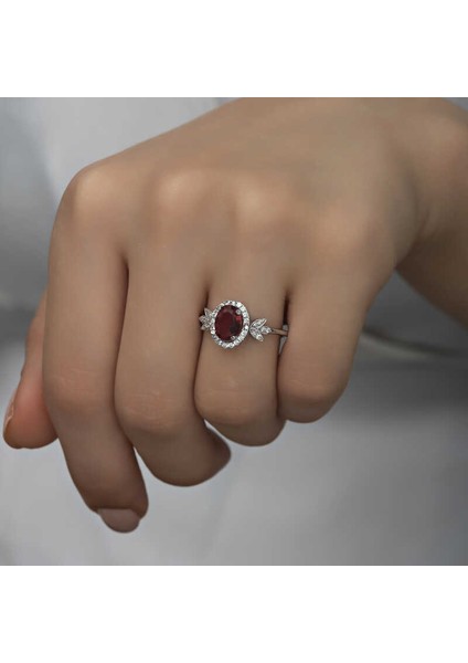 Gümüş Kırmızı Oval Taşlı Kadın Yüzük fiyatları
