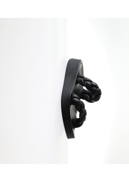 Siyah Deri Kadın Spor Terlik