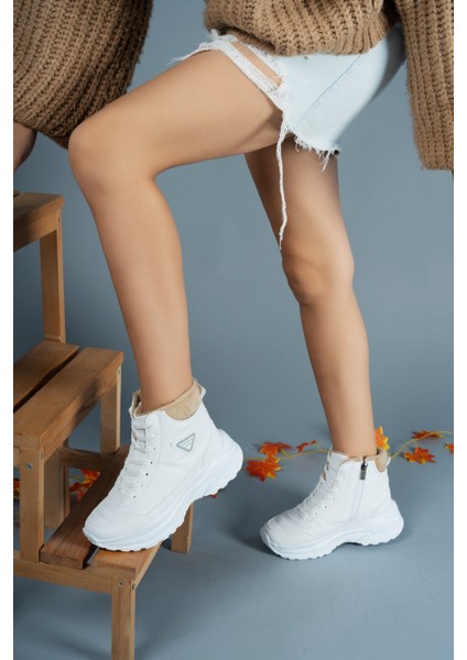 Beyaz Unisex Bot 0012123