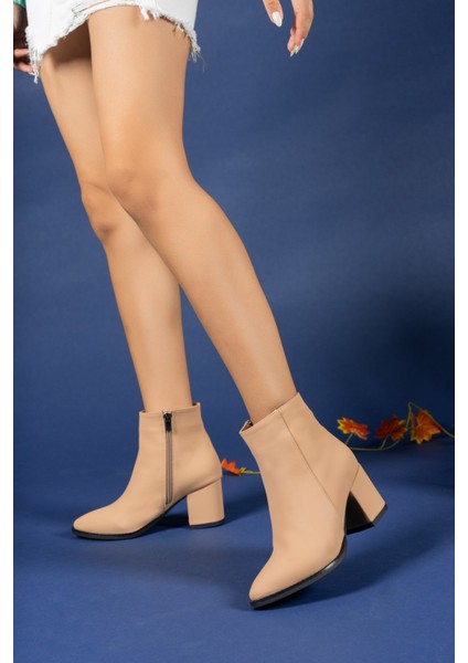 Extra Mat Nude Kadın Bot 0012893S