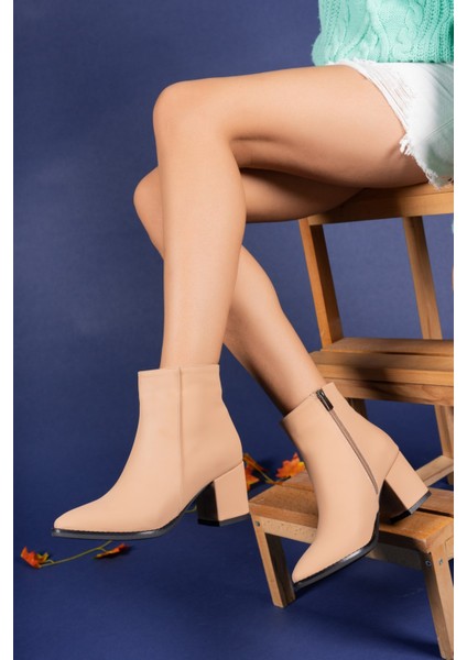 Extra Mat Nude Kadın Bot 0012893S