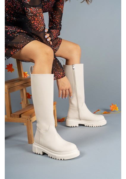 Kadın Mat Bej Deri Çizme – Fermuarlı, Kısa Topuklu, Ortopedik Rahat Tabanlı, Outdoor ve Günlük Kullanıma Uygun