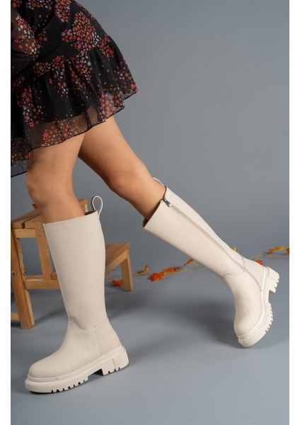 Kadın Mat Bej Deri Çizme – Fermuarlı, Kısa Topuklu, Ortopedik Rahat Tabanlı, Outdoor ve Günlük Kullanıma Uygun fırsatları