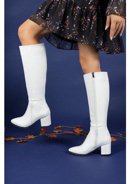 Extra Mat Beyaz Kadın Çizme 0012816S fırsatları