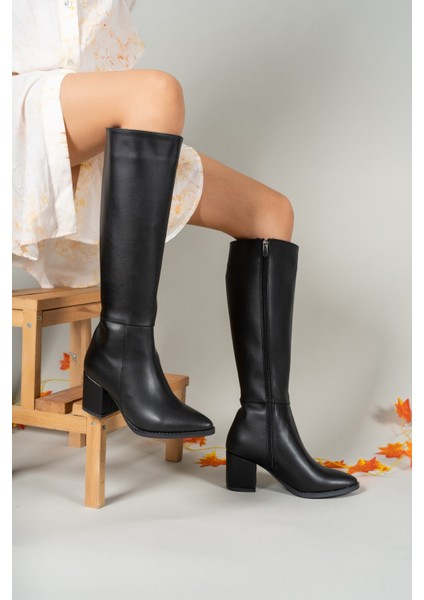 Siyah Cilt Kadın Çizme 0012816S indirimleri