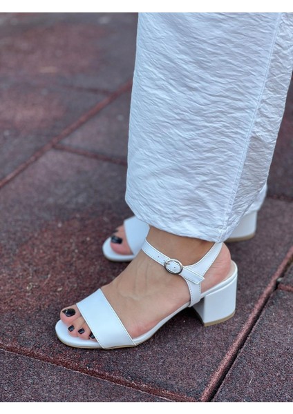 Rose Beyaz Kadın Topuklu Ayakkabı modelleri