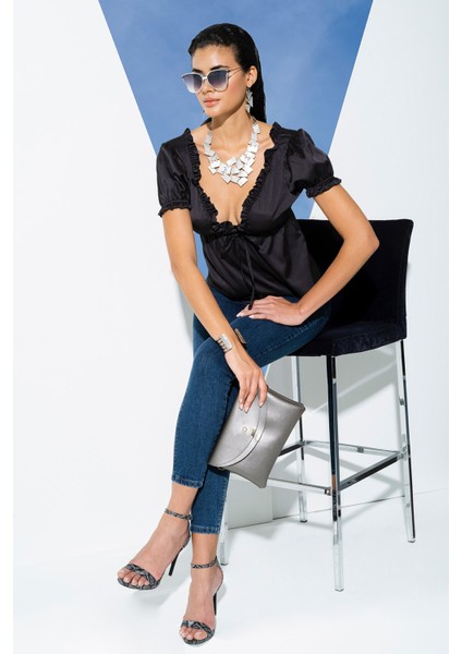 5'li İçeride&Dışarıda Fırfırlı Siyah Pijama Takım S27243