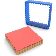 Butedo Tırtıklı Kare Polikarbon Kurabiye Kalıbı