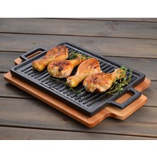 Lava Döküm Dikdörtgen Hot Plate, Ahşap Altlıklı. Ölçü 22X15CM.