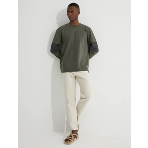 Bisiklet Yaka Etiketli Sweatshirt