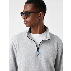 Dik Yaka Fermuarlı Sweatshirt