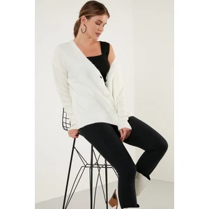 Düğmeli V Yaka Örme Hırka Kadın Hırka 6310005