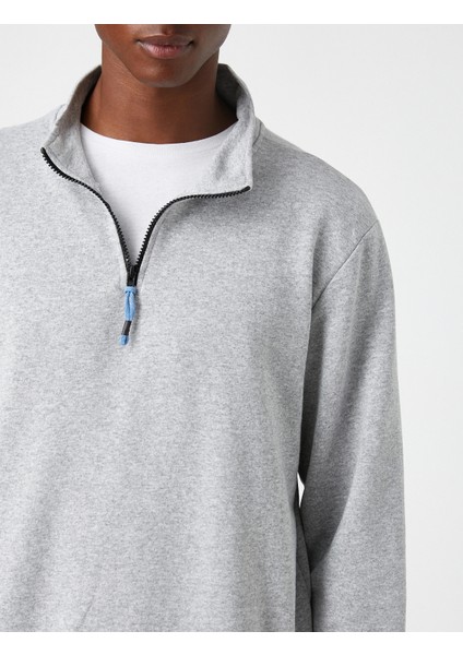 Dik Yaka Fermuarlı Sweatshirt indirimleri