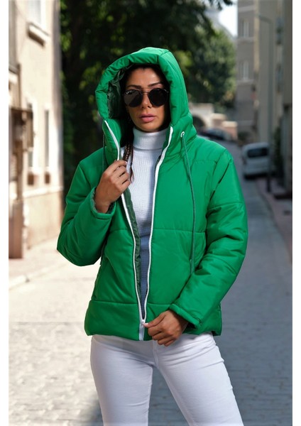Kadın Yeşil Su Geçirmez Kapüşonlu Şişme Mont fiyatları