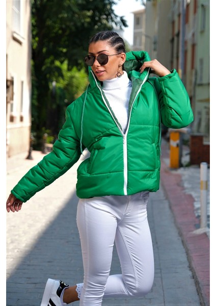 Kadın Yeşil Su Geçirmez Kapüşonlu Şişme Mont fırsatları