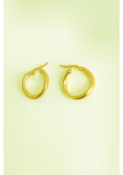 Dalgalı Gümüş Şarnel Küpe