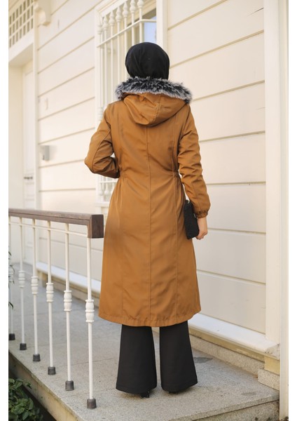 Taba Içi Kürklü ve Su Geçirmez Kadın Kışlık Mont & Kaban fırsatları