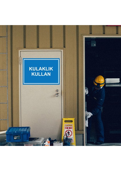 Kulaklık Kullan Levhası - Dekote Malzeme 35X50 cm