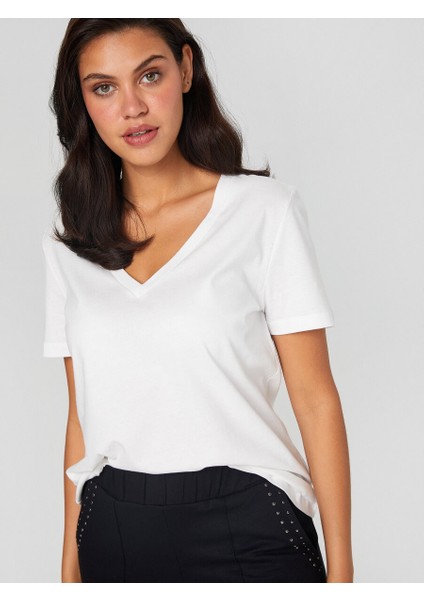 %100 Pamuk V Yaka T-Shirt 00095 indirimleri