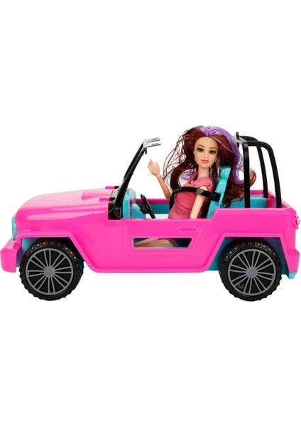 Jasmine Bebek ve Pembe Jeep