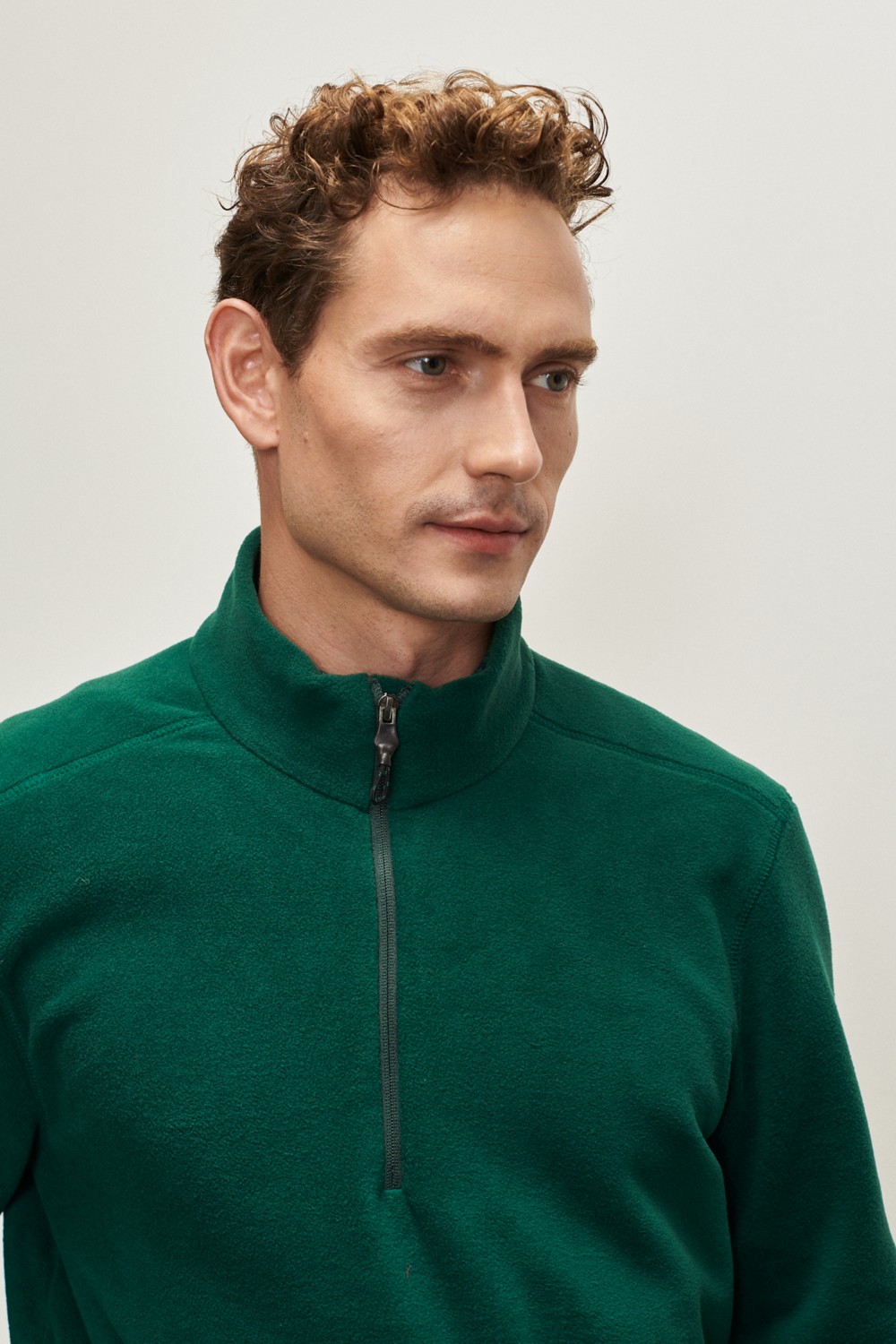 Altınyıldız Classics Erkek Siyah Anti-pilling Tüylenme Yapmayan Standart Fit Dik Yaka Soğuk Geçirmez Polar Sweatshirt
