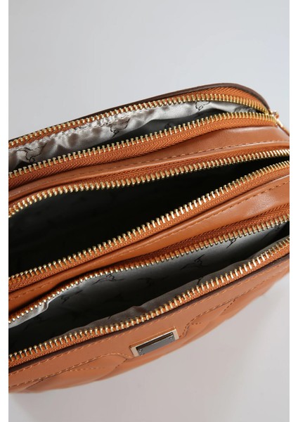 Kadın 3 Gözlü Uzun Çapraz Askılı Kapitone Omuz Çantası modelleri