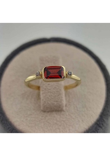 Taşlı Yüzük 14 Ayar Altın 2.02 Gram ABYYZK0119