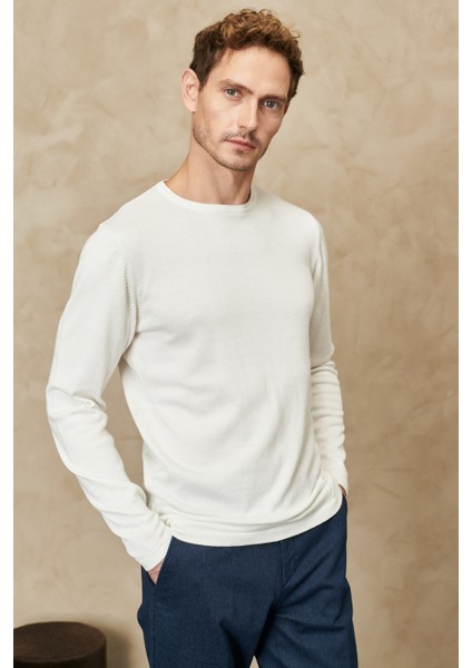 AC&Co / Altınyıldız Classics Erkek Ekru Standart Fit Normal Kesim Sıcak Tutan Bisiklet Yaka Triko Kazak