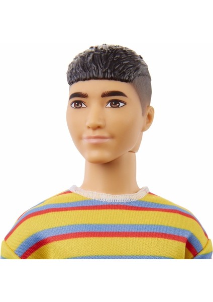 Yakışıklı Ken Bebekler Mavi Şortlu GRB91 fırsatları