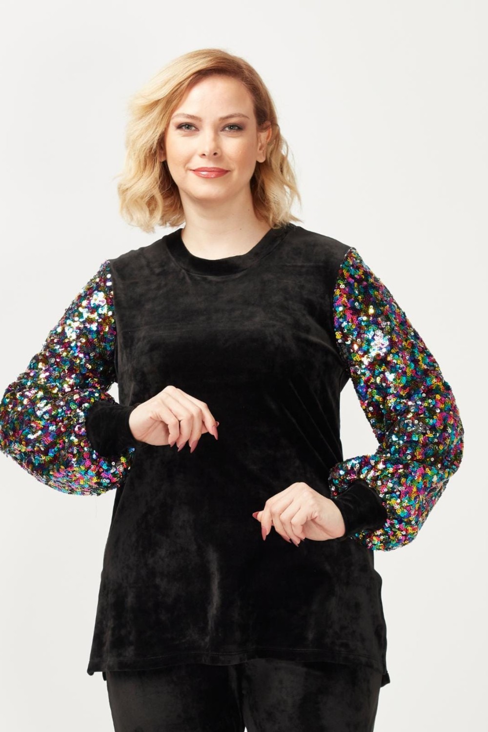 Moda Berray 3232 Siyah Kadife Kolu Disko Payetli Büyük Beden Bluz