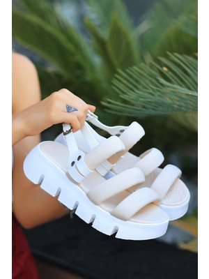 Benice Shoes Kadın Topuk Bağlamalı 3 Banlı Sandalet 103-108