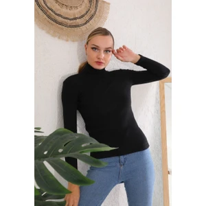 Şardonlu Kaşkorse Boğazlı Kazak