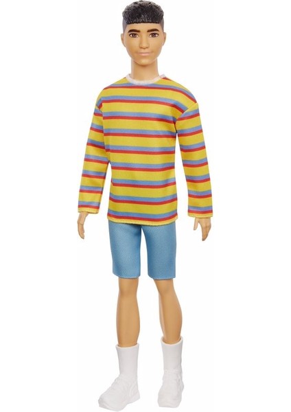 Yakışıklı Ken Bebekler Mavi Şortlu GRB91