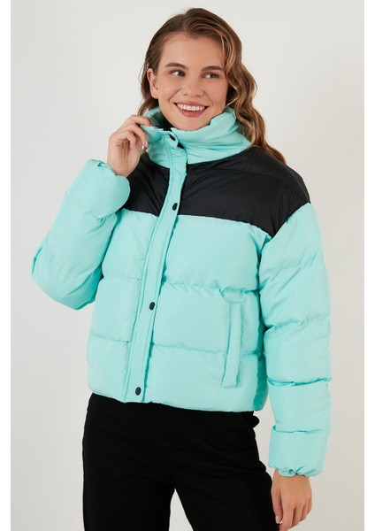 Renk Bloklu Dik Yaka Regular Fit Kısa Mont Bayan Mont 4972016
