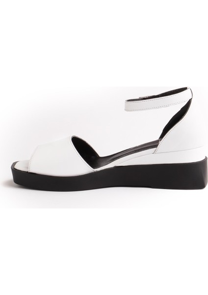 Beyaz Kadın Sandalet Deri Rahat modelleri