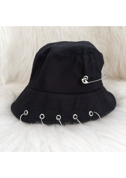 Piercingli Bucket Şapka