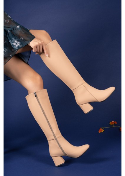 Kadın Mat Nude Suni Deri Kışlık Çizme – Fermuarlı, Ortopedik Tabanlı, Koku ve Ter Önleyici Rahat Tasarım