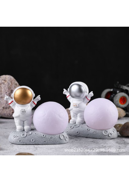 Dekoratif Astronot Ay Işığı Gece Lambası fiyatları