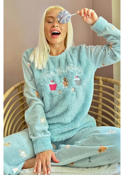 Mint Yeşili Baking Desenli Kadın Peluş Pijama Takımı