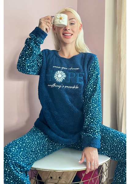 Lacivert Hope Desenli Kadın Peluş Pijama Takımı