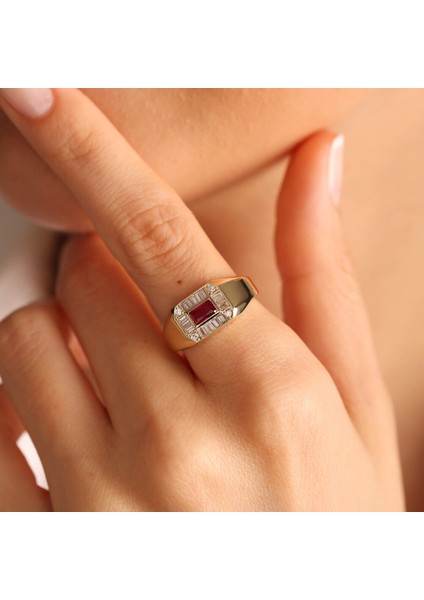 14 Ayar Altın Ruby Yüzük Square