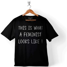 Thıs Is What A Femınıst Looks Loke  Güçlü Kadın Çocuk Tişört