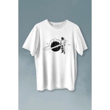 Kendim Seçtim Astronot Satürn Halkaları Uzay Cosmos Galaksi Baskılı Tişört  T-Shirt Beyaz