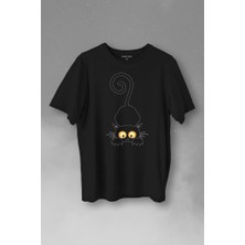 Kendim Seçtim Küçük Sevimli Yavru Siyah Kedi Düşünceli Hayvan Baskılı Tişört  T-Shirt