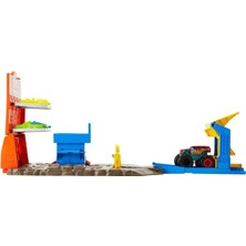 Hot Wheels Monster Trucks Patlama Istasyonu Oyun Seti