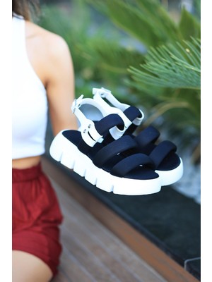 Benice Shoes Kadın Topuk Bağlamalı 3 Banlı Sandalet 103-108