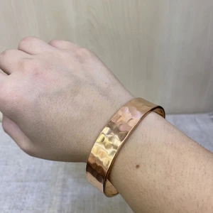 El Dövmesi Saf Bakır Bileklik